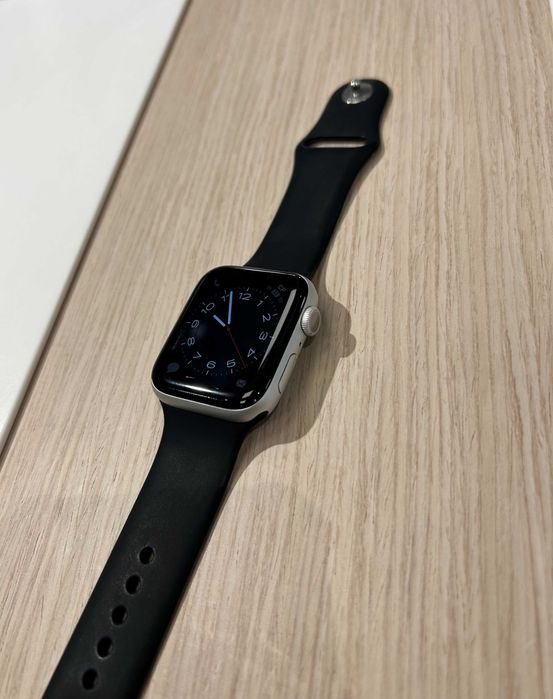 Часы Apple Watch 6 (44 мм, Silver, оригинал)