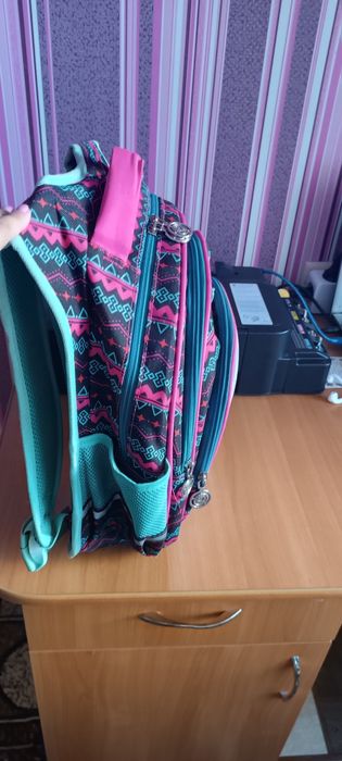 Школьный рюкзак.