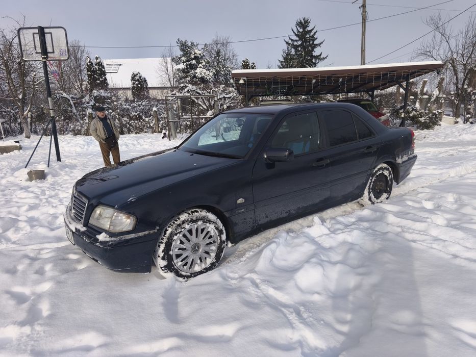 Mercedes C180 an 1996 benzina