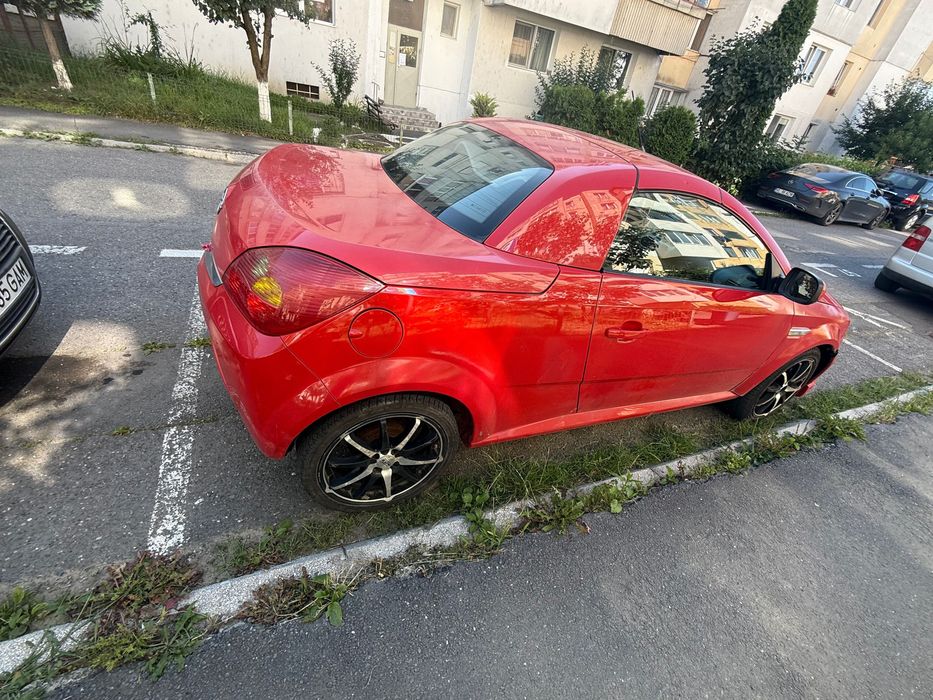 Vând Opel Tigra 1,4 - 2005