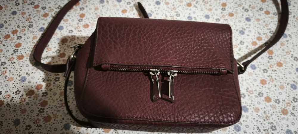Gentuță eleganta