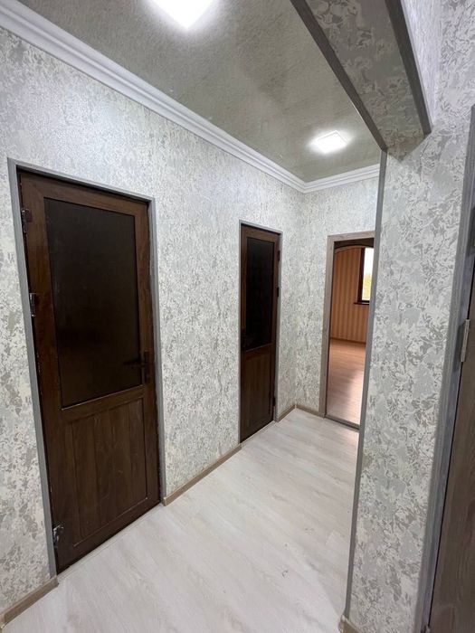 Сдается 2х комнатная квартира 
С обстановкой 
В горде Алмалыке