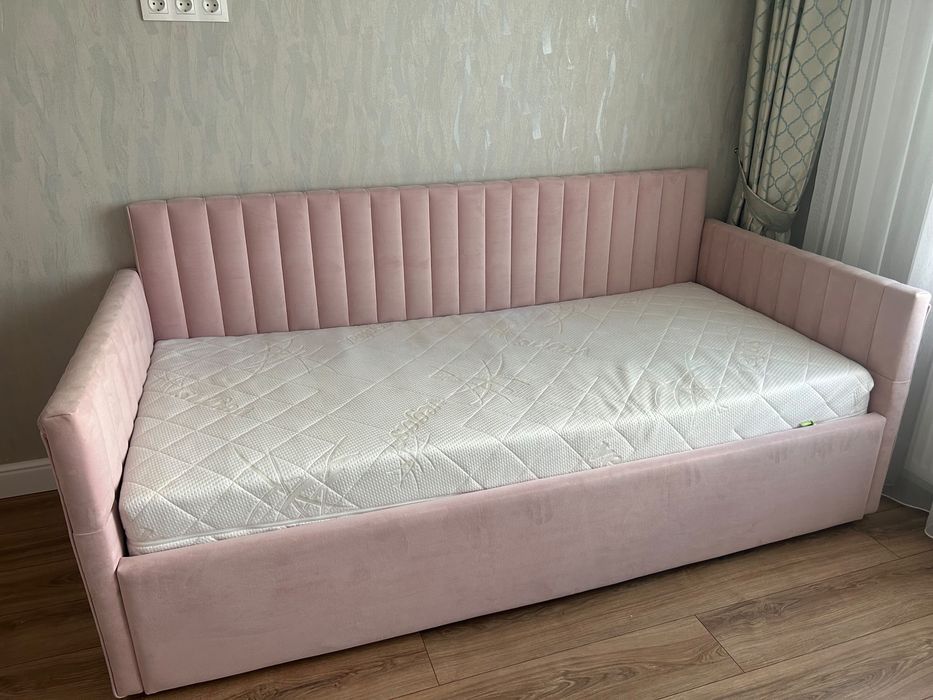 Продается детские  кроватки