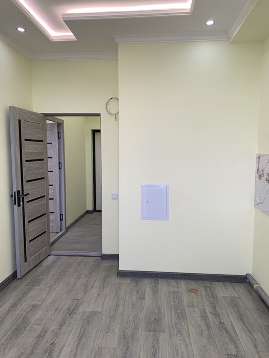 Arendaga beriladi 1 xona 40kv yevroremont uy