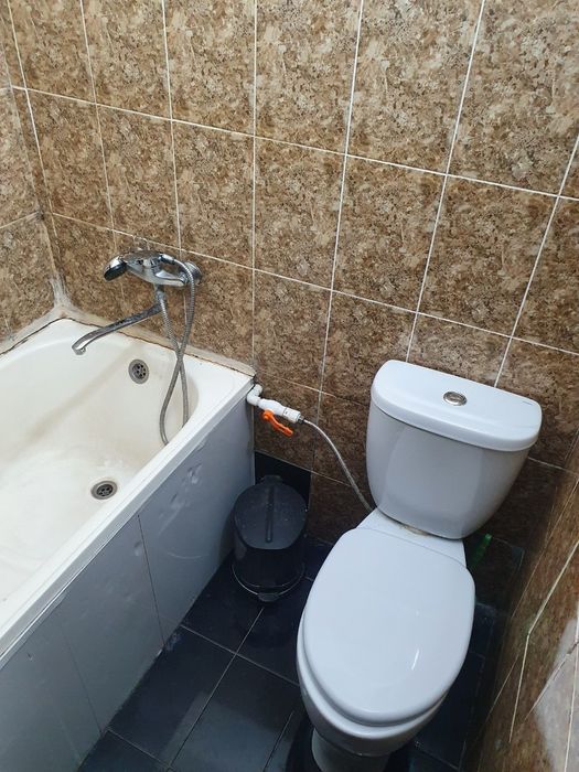 yakkasaroy bobur park, seoul mun