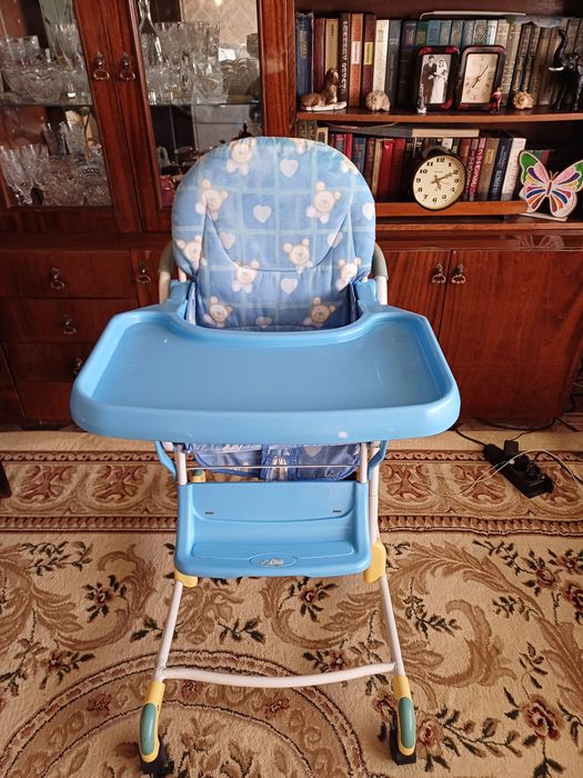 Детский стульчик для кормление