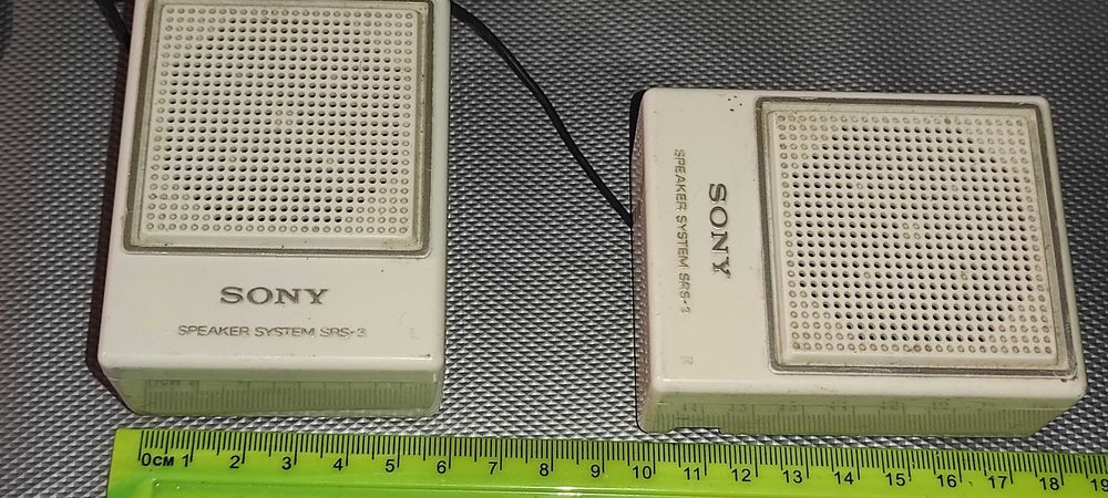 2 Mini Boxe SONY model srs 3- 8 ohm. / japan