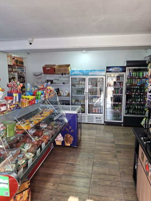 Magazin alimentar de vanzare