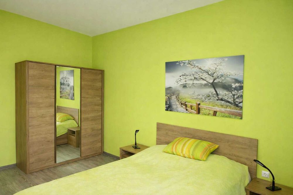 Тристаен ап. под наем в Центъра на София