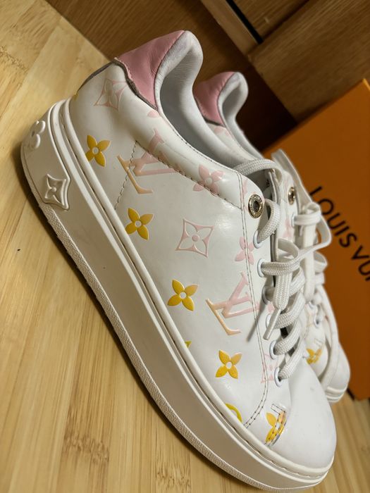 Adidasi Louis Vuitton