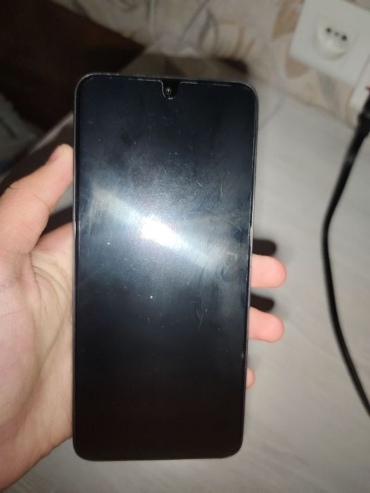 Huawei Nova 12i yangi