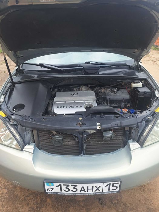Продам лексус 330.