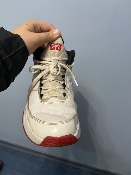 Маратонки NIKE Jordan Max Aura 3