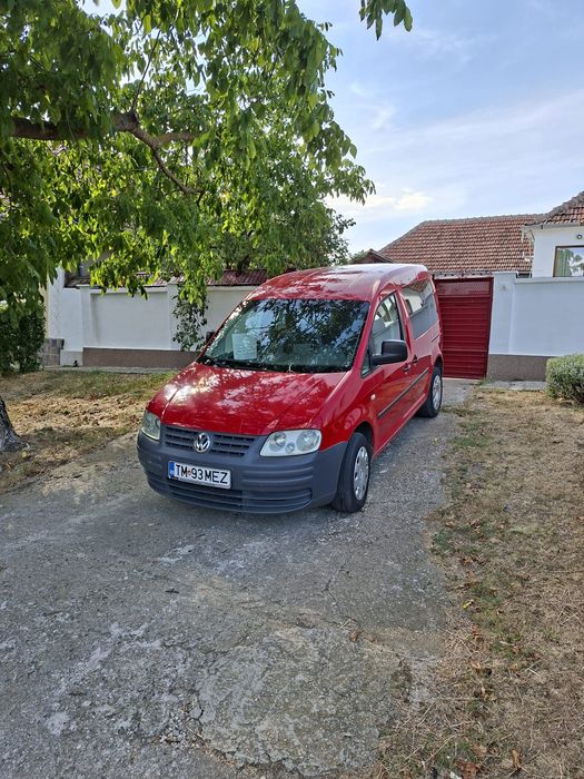 VOLKSWAGEN Caddy