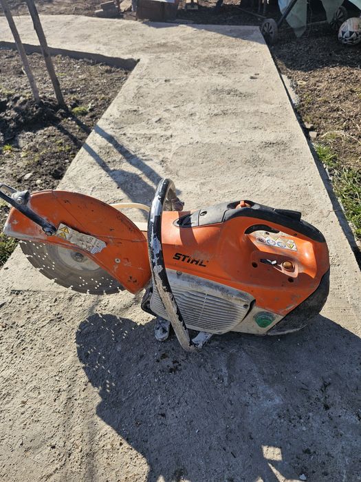Drujba cu disc de tăiat beton