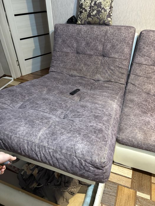 Продам диван пума