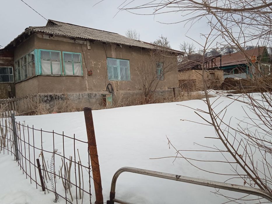 Продам дом в селе Рудничный