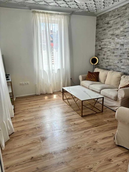 Дава се под наем Двустаен апартамент в София, Център - 55 кв.м за 425 € - Снимка #3