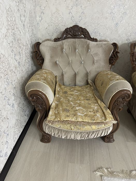 Пподам мебель для зала