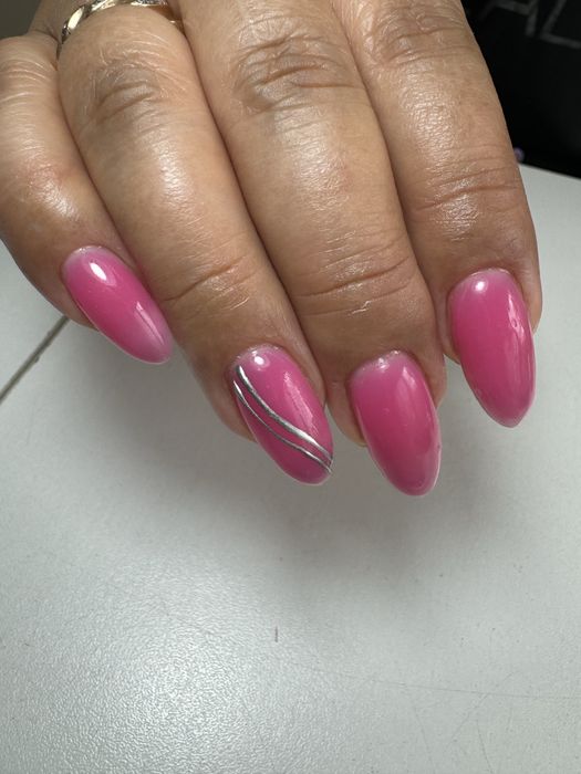 Маникюр, наращивание ногтей