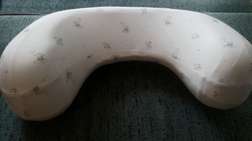 Подушка для кормления