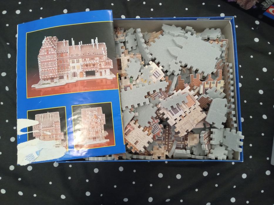 1994 Puzzle 3D, Bavarian mansion