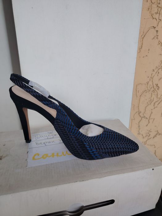 Продаём стильные туфли