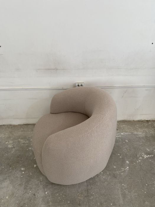 Кресло ткань букле удобная