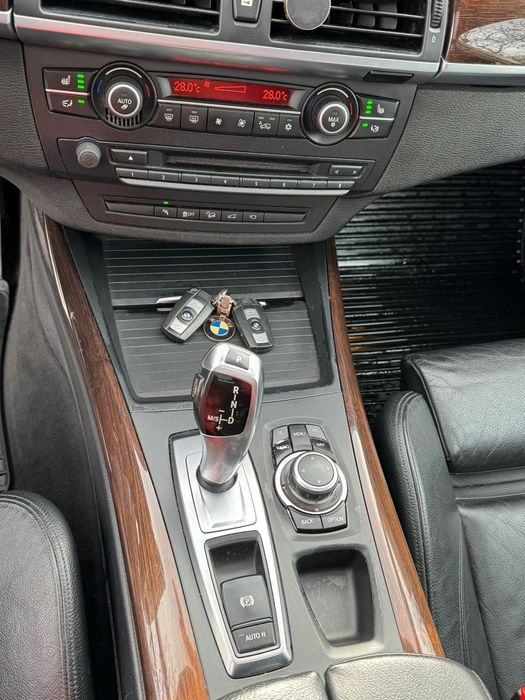 Bmw X5 2012 Packet //M 7 Locuri