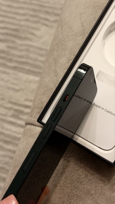 Продам Iphone 13 pro 256gb