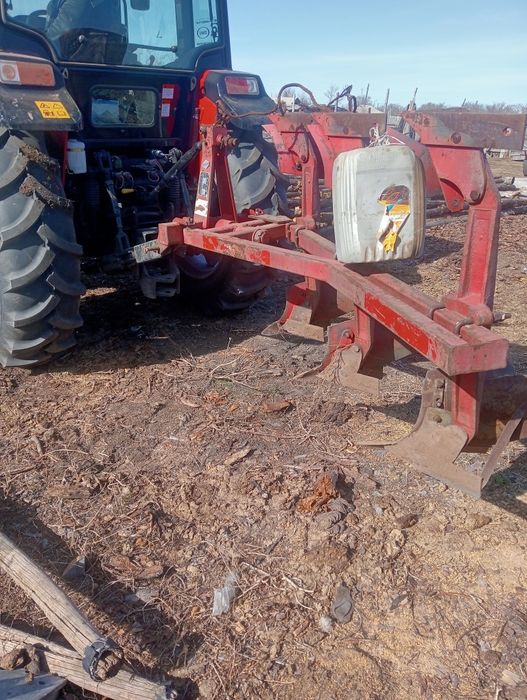 Продам плуг в хорошем состояние. 200 тыс.