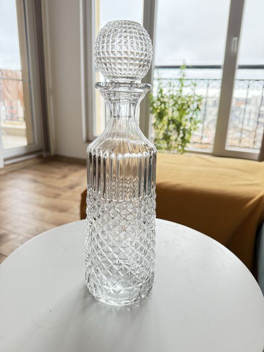 Ретро Арт стъклени шишета и чаши