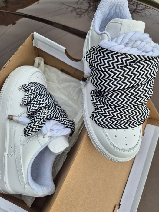Nike air force 1 rope lanvin
Numere disponibile 40 41 42
