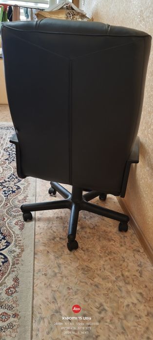 Продаётся офисное кресло