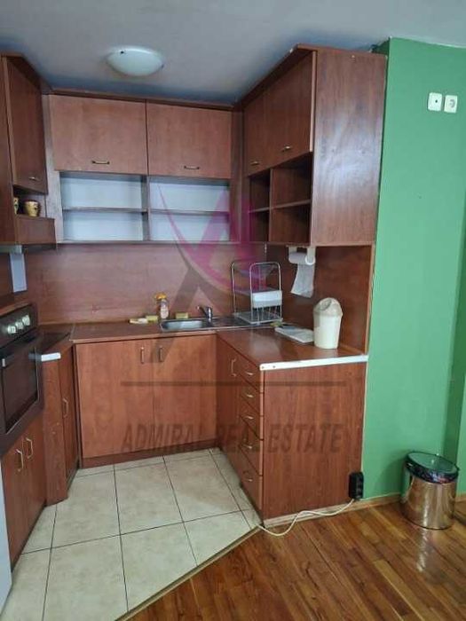 Атрактивен -тристаен -Цветен квартал