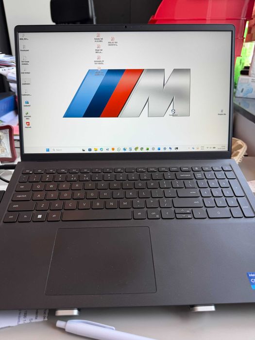 Vand laptop dell vostro