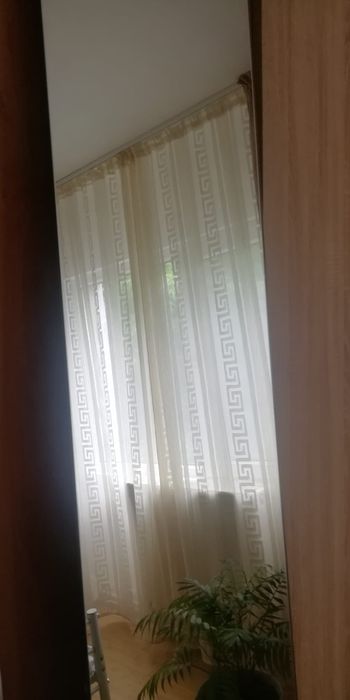 Oglinda Înălțime 2m,, lățime 35
Oglindă aplicabilă , autoadeziva