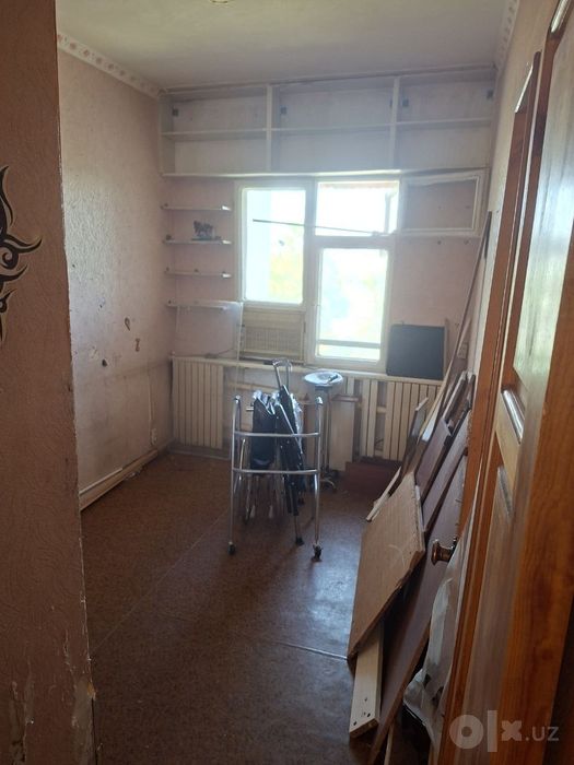 Продаётся квартира Юнусобад 19 квартал 2/5/5 два балкона