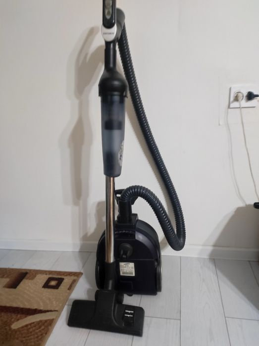 Продам пылесос дом