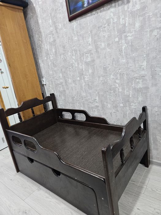 Продам кровать детскую