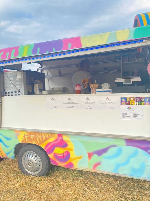 Foodtruck înghețată