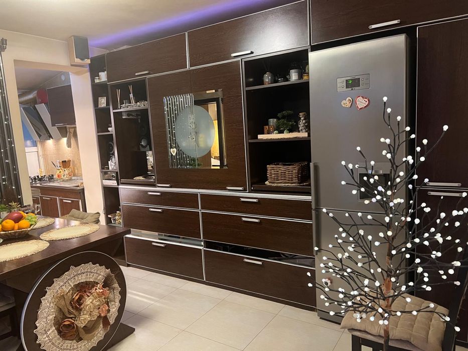 Apartament de lux cu 3 camere • Central • Alexandria