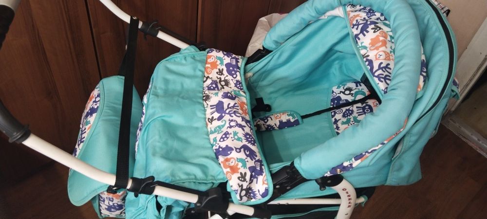 Продам детскую коляску трансформер