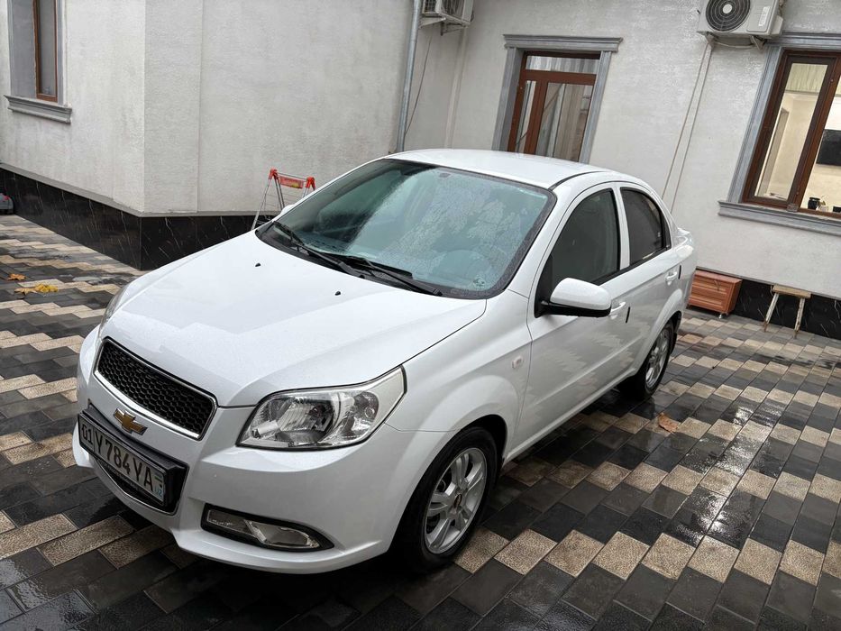 Продаю свою Nexia 3