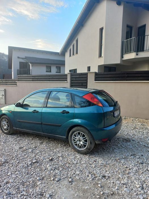 Vand ford focus 1.6 benzina