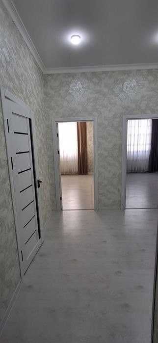 Продаётся 2х комн квартира на 1 этаже Ор-р  7 микрорайон