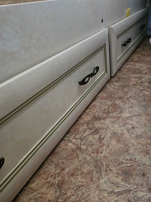 Кровать односпальная