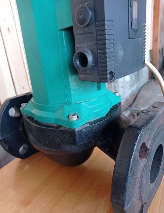 Голяма циркулационна помпа Wilo TOP- S50/7