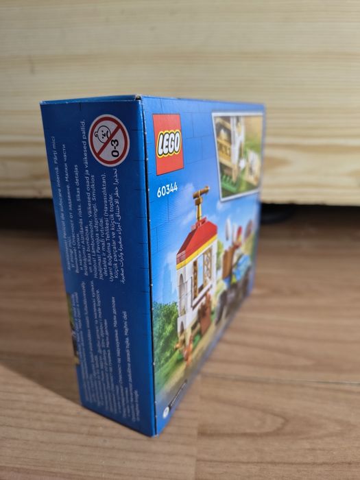 NOU - Lego City 60344 - Cotet pentru gaini