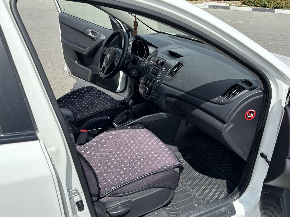 Kia cerato 2л 2011г
